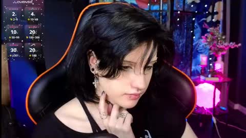 Vamp  online show from February 14, 4:15 am