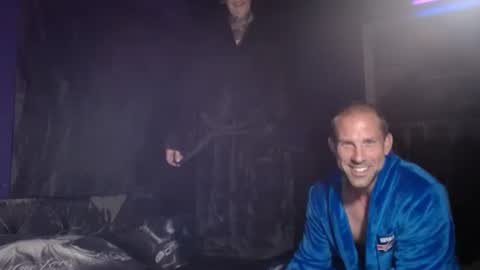 darkangelgames69 online show from May 31, 2:32 am