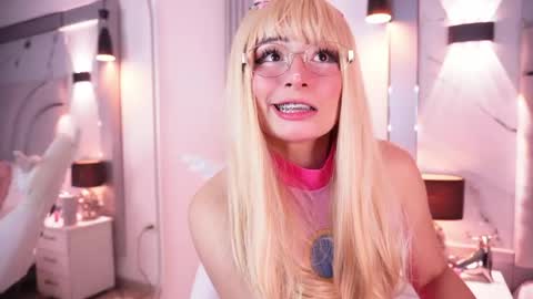 Angel Darcy  online show from April 17, 11:50 pm