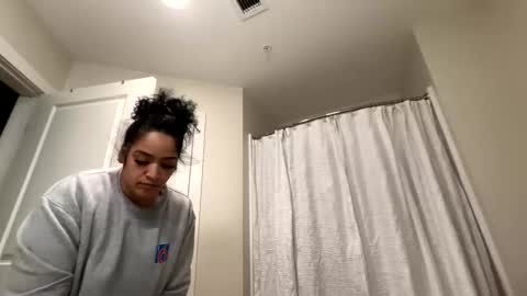 ScorpioKingX online show from February 17, 1:32 pm