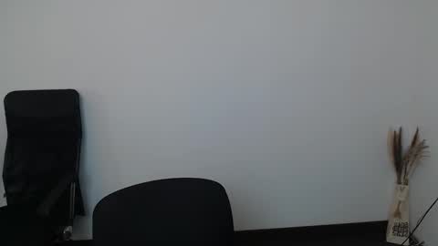 Anna online show from November 6, 4:32 pm