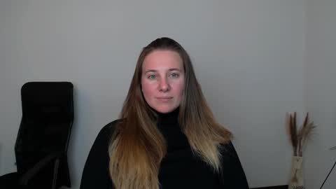 Anna online show from November 8, 8:34 pm