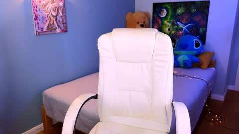 darkmoon____ online show from November 1, 4:50 pm