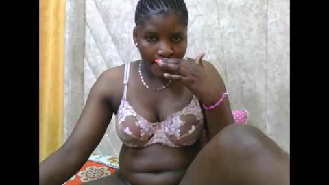 SHANICE online show from November 26, 3:59 am