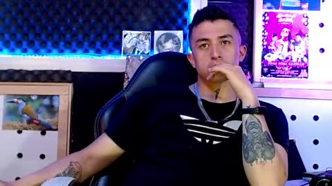 DARKO0717 online show from February 10, 11:02 pm
