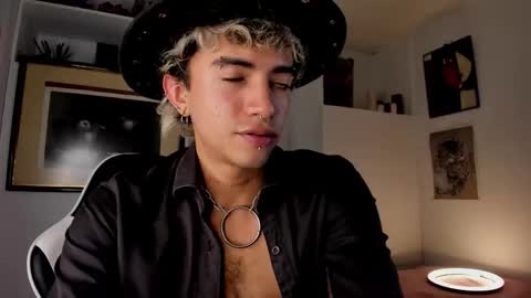 Darko online show from February 11, 10:24 pm