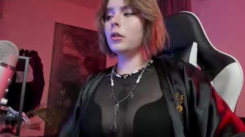 Miss Tailor  online show from October 27, 3:45 pm