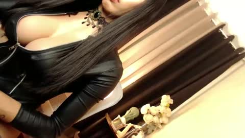 HAPPY BIRTHDAY MISTRESS MADRIANA online show from February 13, 1:26 pm