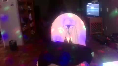 darla_darling1222101 online show from April 17, 2:25 am