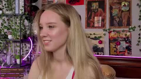 lina online show from September 9, 9:26 pm
