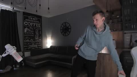 your lovely Oli online show from October 1, 3:49 am