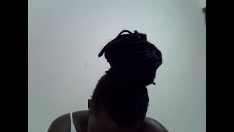 darling_ella online show from March 12, 6:17 am