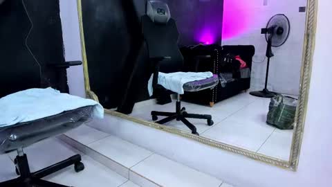 Darling online show from November 4, 1:45 pm