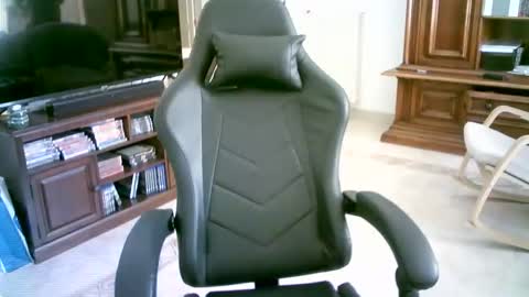 dartvader95 online show from February 10, 2:31 pm