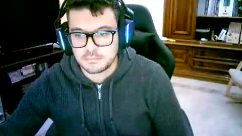 dartvader95 online show from December 4, 1:55 pm