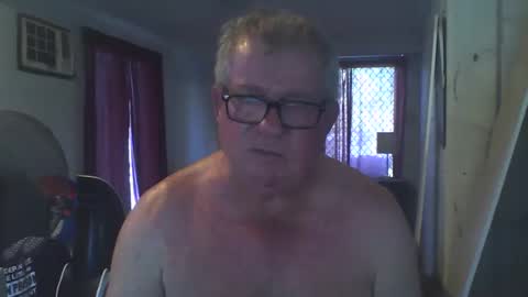 Snapshot of darwincock chatting on January 25, 10:39 pm darwincock online show from January 25, 10:39 pm