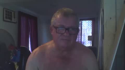 Snapshot of darwincock chatting on January 3, 10:40 pm darwincock online show from January 3, 10:40 pm