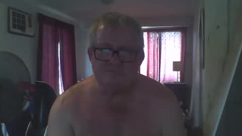 Snapshot of darwincock chatting on January 22, 4:34 am darwincock online show from January 22, 4:34 am