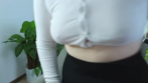 daryana_a online show from April 8, 9:23 am