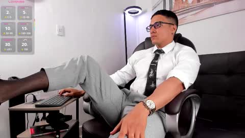 Dash online show from November 28, 2:13 pm