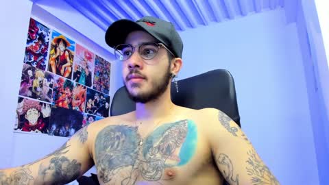 dash lowell   online show from December 15, 12:17 pm