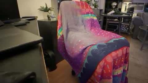 Snapshot of datguy127 chatting on February 20, 5:12 am Datguy127 online show from February 20, 5:12 am