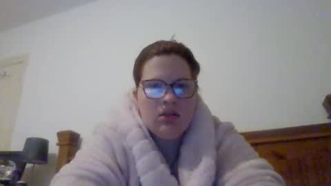 Kitty online show from May 19, 10:39 pm