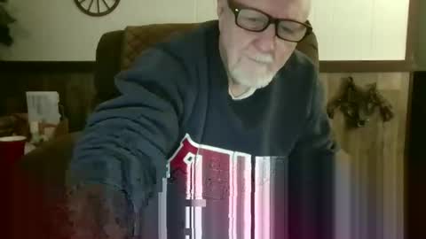 dave571960 online show from May 14, 10:13 am