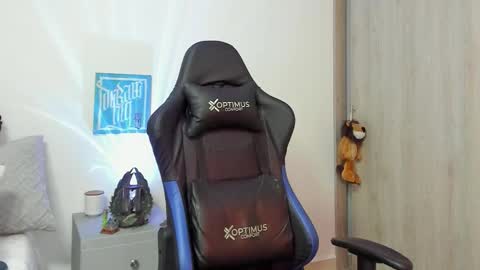 DAVE MAX online show from September 29, 2:21 am