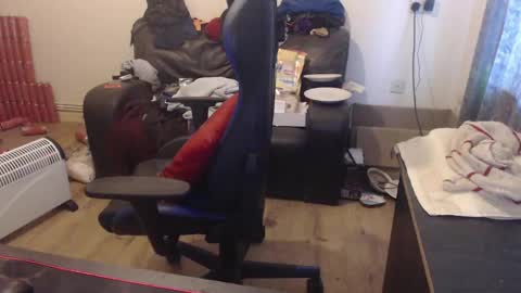 dave online show from April 22, 6:48 pm