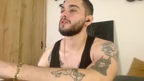 Twitter davidsanctum online show from March 5, 5:27 am