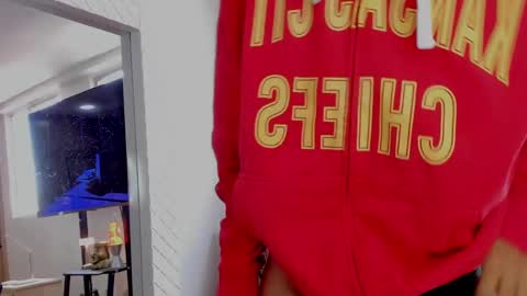 Hey im David that loves to explore and speak their fantasies. Very open talktative and nice. Feel free to chat with me online show from February 17, 2:38 pm