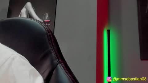 David Jons online show from December 3, 2:56 am