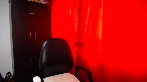 Snapshot of davidkaloc chatting on September 14, 6:53 pm David online show from September 14, 6:53 pm