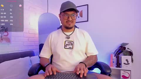 David Evans online show from January 12, 10:55 am