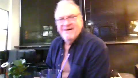 Davoatl online show from December 3, 3:37 am