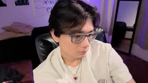 davoxer online show from March 20, 4:28 am