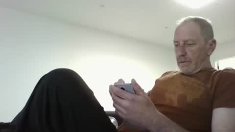 davyboi15 online show from April 30, 7:57 am