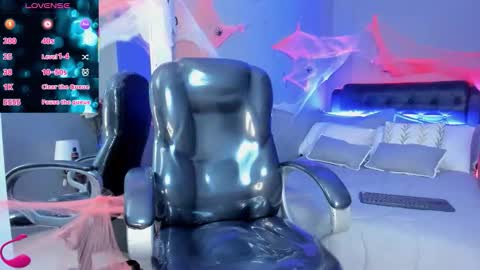 dawn_16 online show from October 31, 10:21 pm