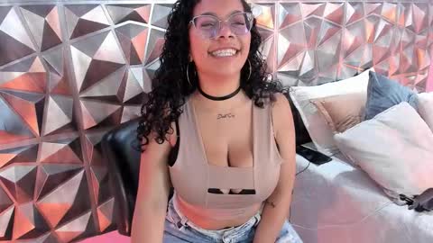 Dayanne online show from March 7, 5:07 am