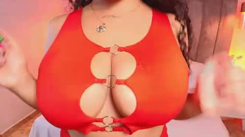 dayannecampbell_606 online show from July 15, 9:30 pm