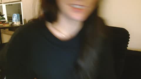 Snapshot of dazeydo chatting on December 14, 3:50 am Dazey online show from December 14, 3:50 am