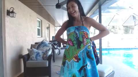 Dazey online show from October 8, 8:59 pm