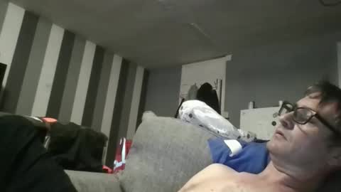 Dazzill online show from October 19, 7:18 pm