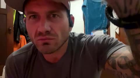 dbrad6989 online show from September 11, 8:37 am