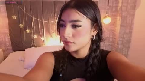 dea_athenea online show from February 11, 8:45 pm