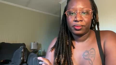 deafbaee online show from May 27, 12:24 pm