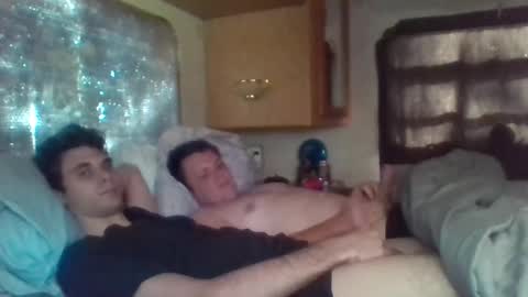 Snapshot of deafguyproud69 chatting on September 11, 10:55 pm deafguyproud69 online show from September 11, 10:55 pm