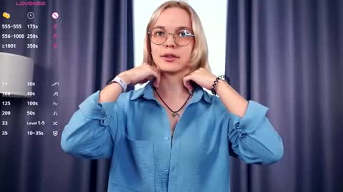 Charlie 18yo online show from October 8, 6:41 am