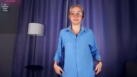 Charlie 18yo online show from September 25, 6:42 am